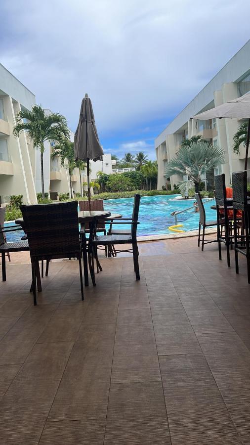 Guarajuba - Porto Smeralda 2 Suites Camaçari Екстериор снимка