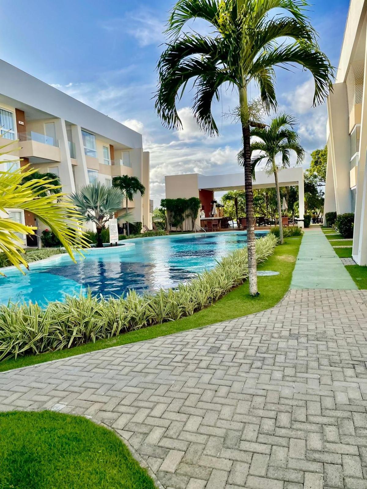 Guarajuba - Porto Smeralda 2 Suites Camaçari Екстериор снимка
